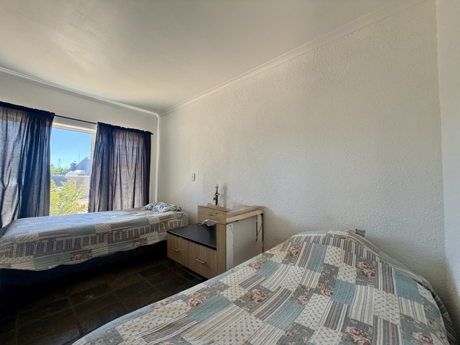 5 Bedroom Property for Sale in Duynefontein Western Cape